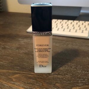 Dior Forever fluid foundation
